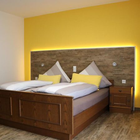Pension Selzer Antrifttal ภายนอก รูปภาพ
