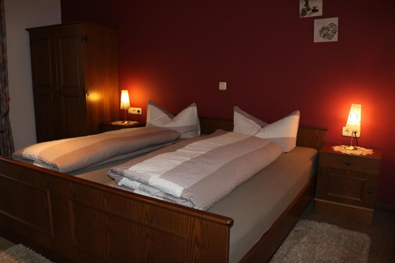 Pension Selzer Antrifttal ภายนอก รูปภาพ