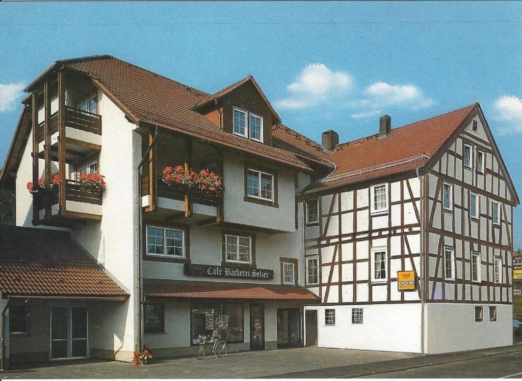 Pension Selzer Antrifttal ภายนอก รูปภาพ
